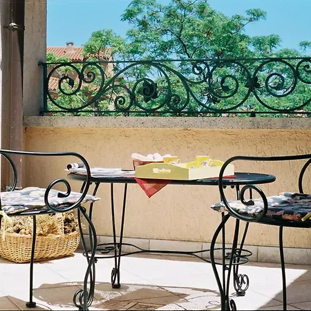 Porto Bed & Breakfast 3*