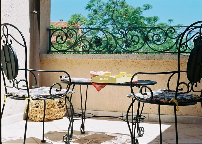 Porto לינה וארוחת בוקר 3*